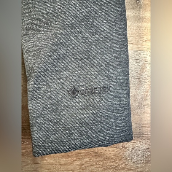 The North Face Defdown Parka Gore-Tex - Women's Size Medium Charcoal Grey - Picture 13 of 16